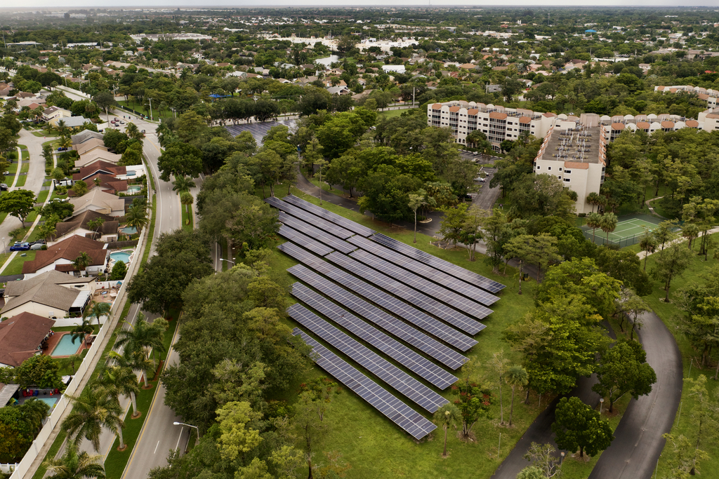 Services 2 commerical solar panels