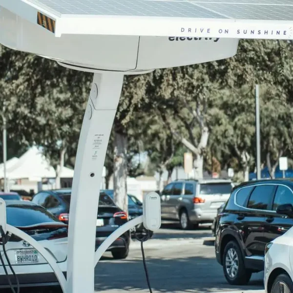 EV Charger 6 evcharger1-ezgif.com-jpg-to-webp-converter